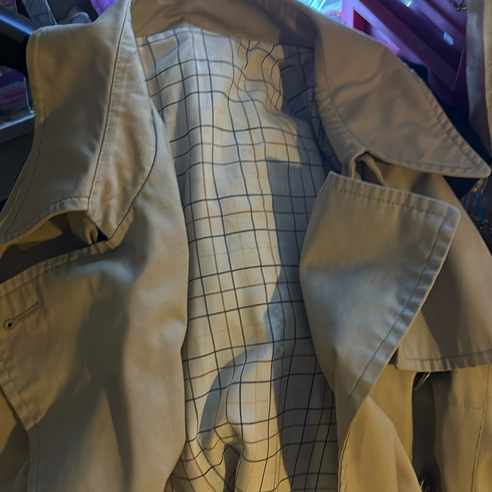 Trench rain coat